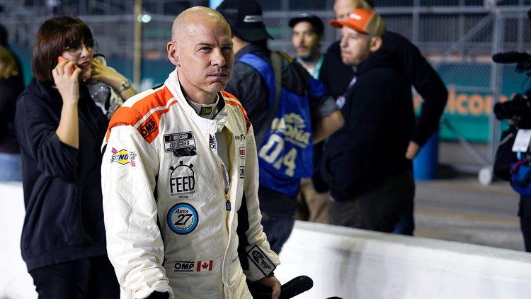 Former F1 champion, Indy 500 winner qualifies for Daytona 500