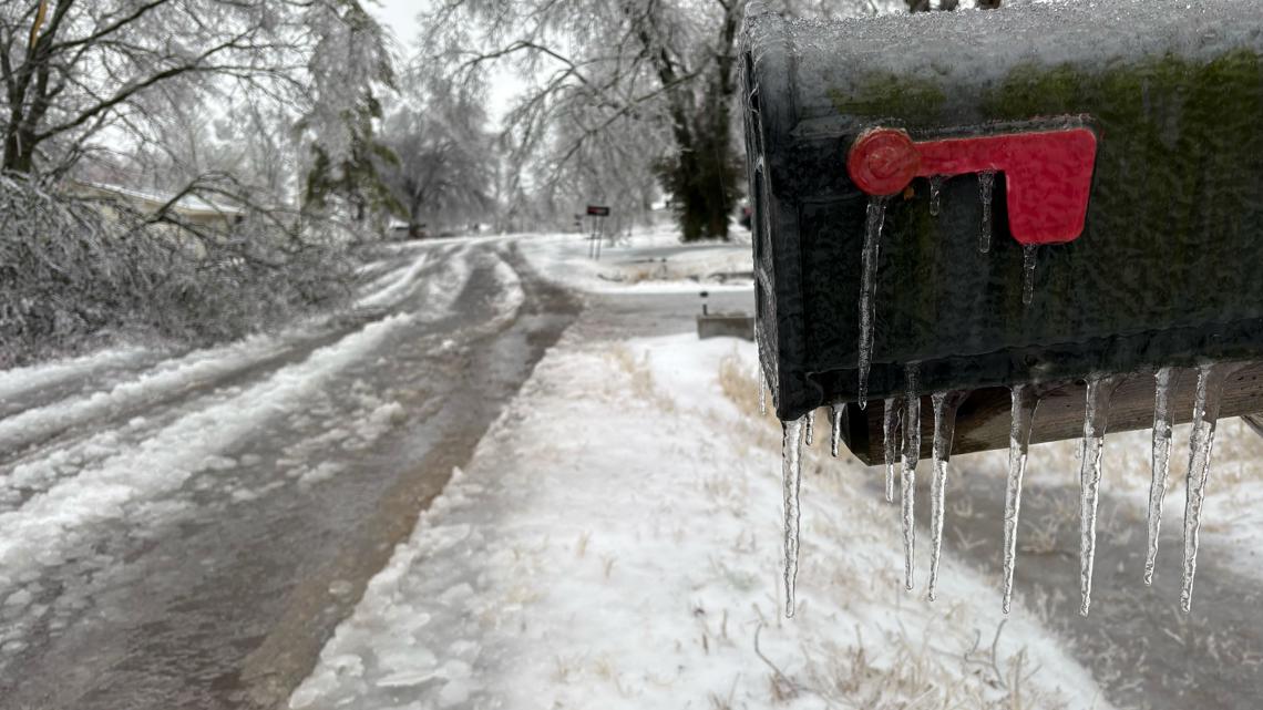 More than 1 million without power as winter storm drops snow and ice across half the country on Sunday