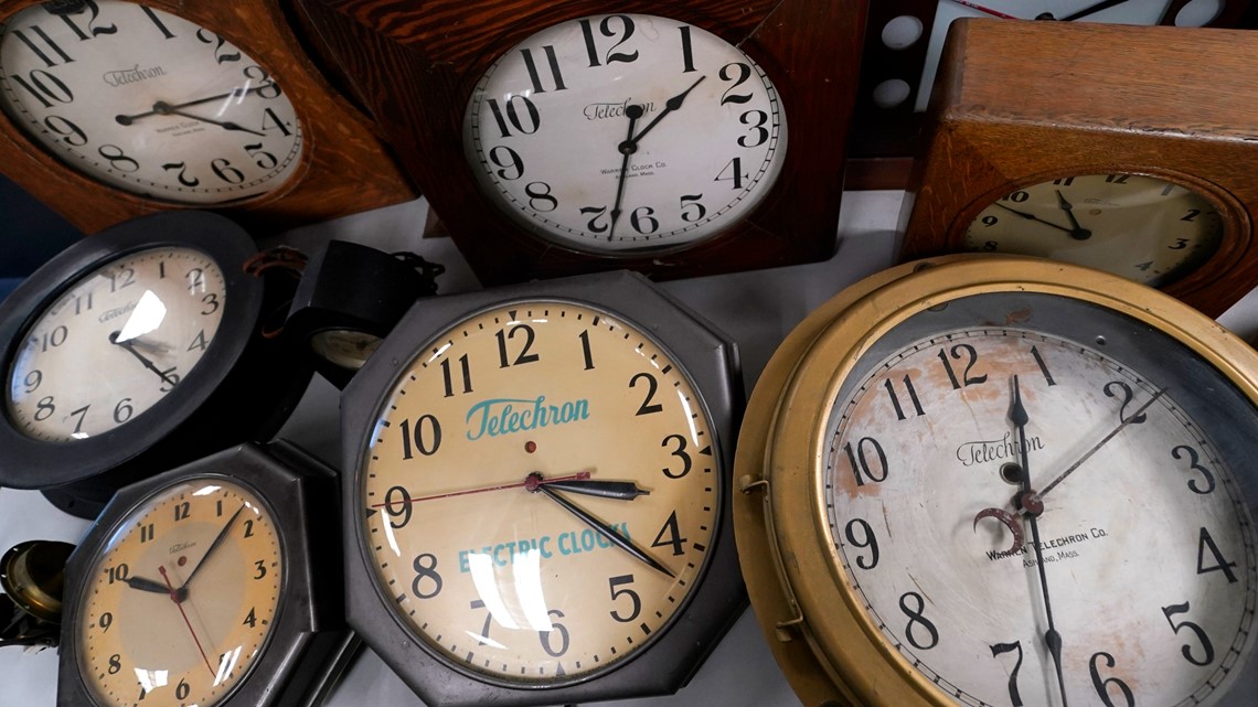 When do clocks 'fall back'? Just days left until daylight saving time ends