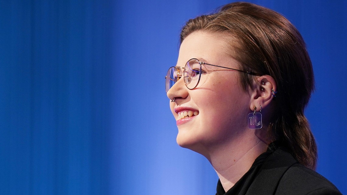 Jeopardy's first Gen Z super champ hits 19-game winning streak - Vimarsana News