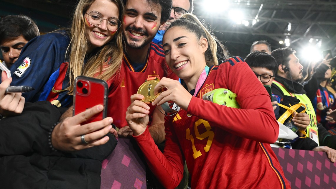 Spain s Olga Carmona learns of father s death after World Cup