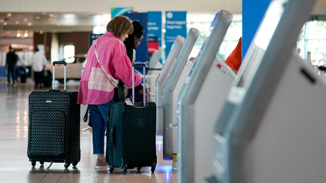Lawmakers consider rolling back airfare price advertising rules - Vimarsana News