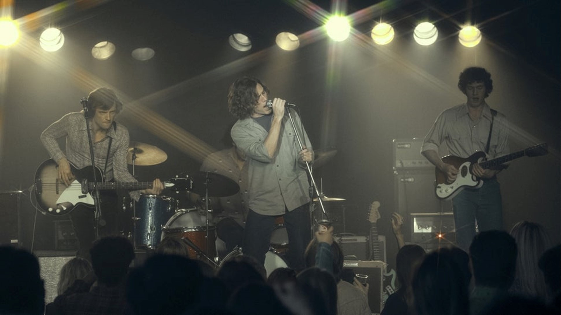 'Daisy Jones & The Six' Cast on Performing Live Together and Possibly