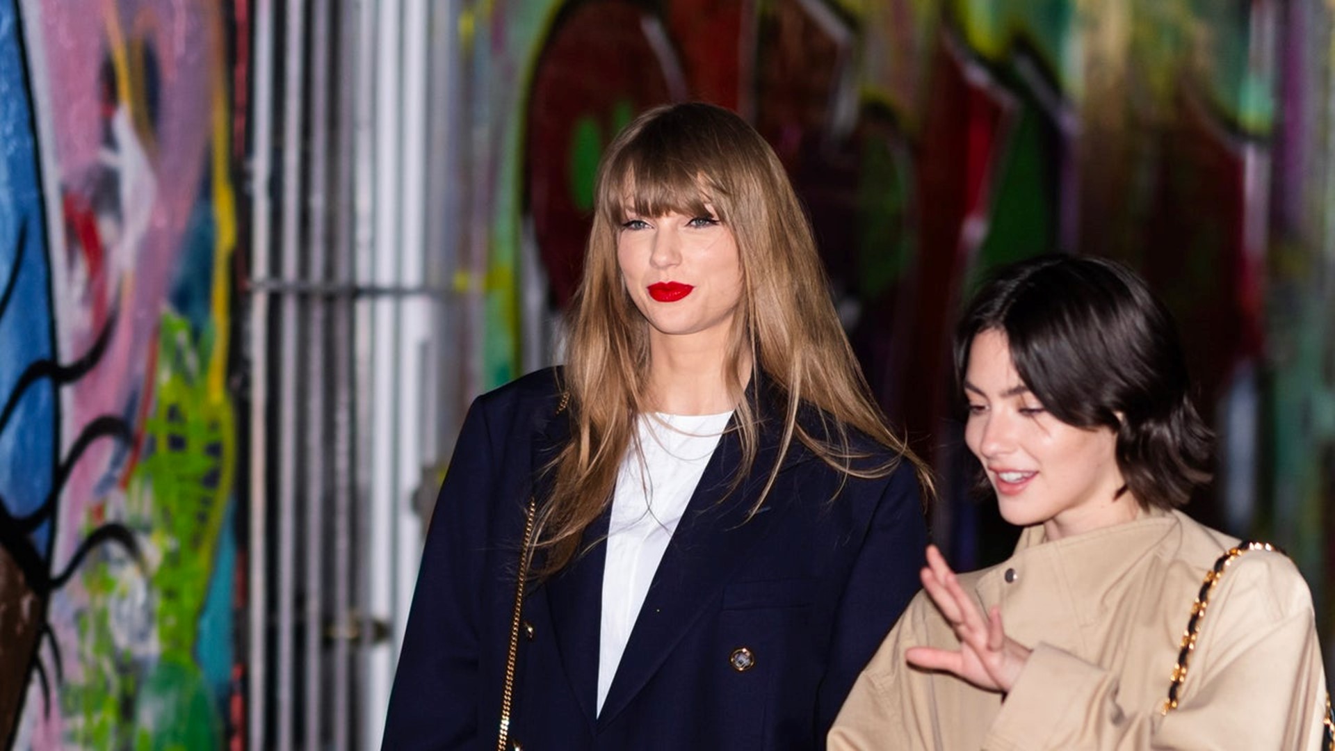 Taylor Swift Enjoys Girls Night With Eras Tour Opener Gracie Abrams ...