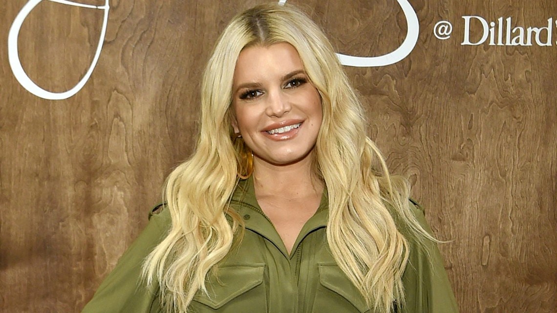 Jessica Simpson Hilariously Sympathizes With Subway Over Tuna Controversy Whas11 Com