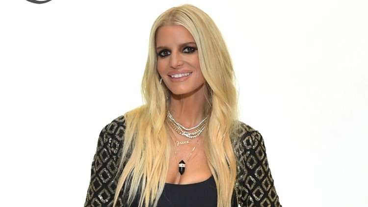 Jessica Simpson Shared the Sweetest Selfie With Her Look-Alike Daughter  Birdie