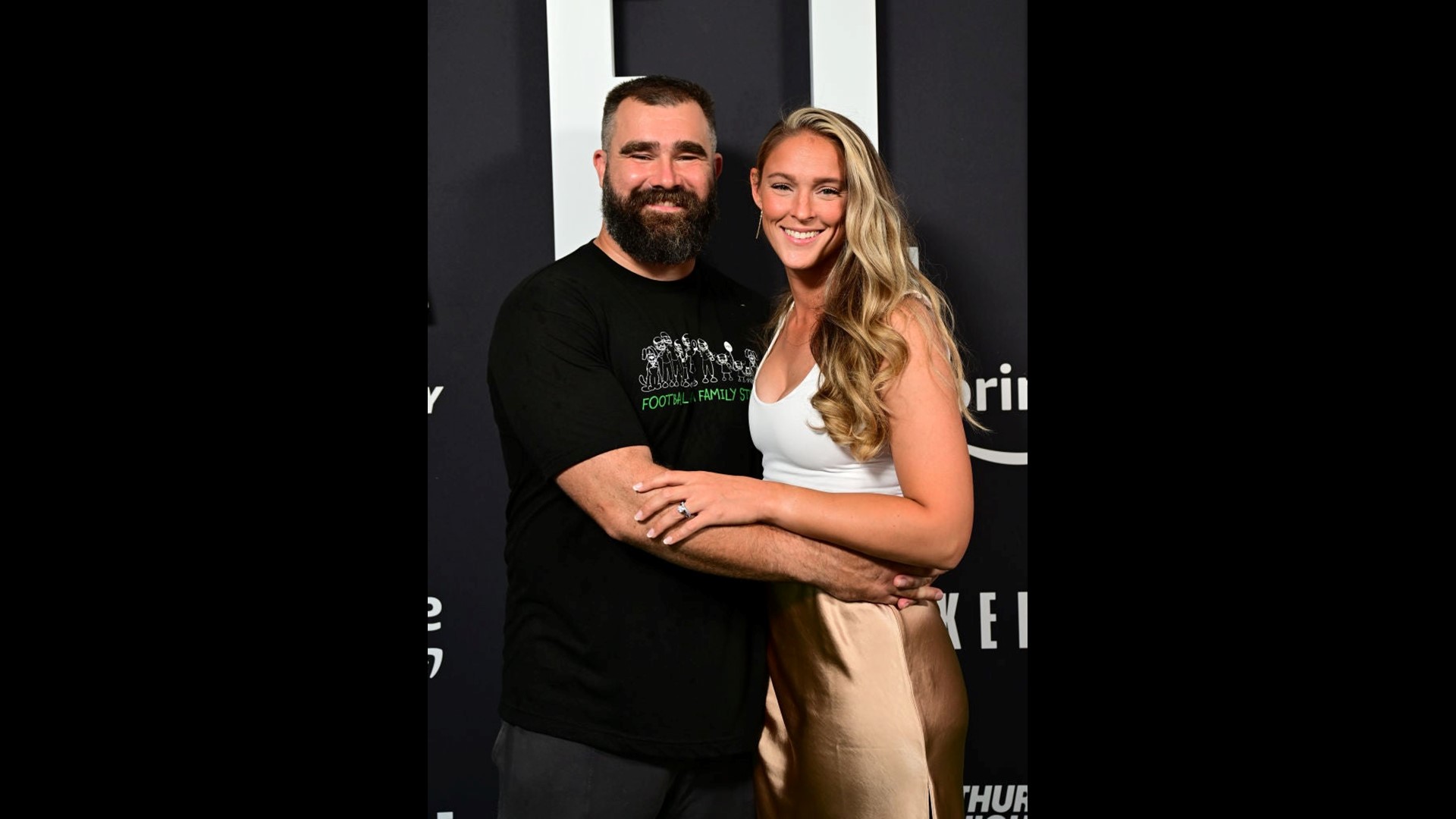 Jason and Kylie Kelce's Relationship Timeline: From Tinder to Toddlers ...