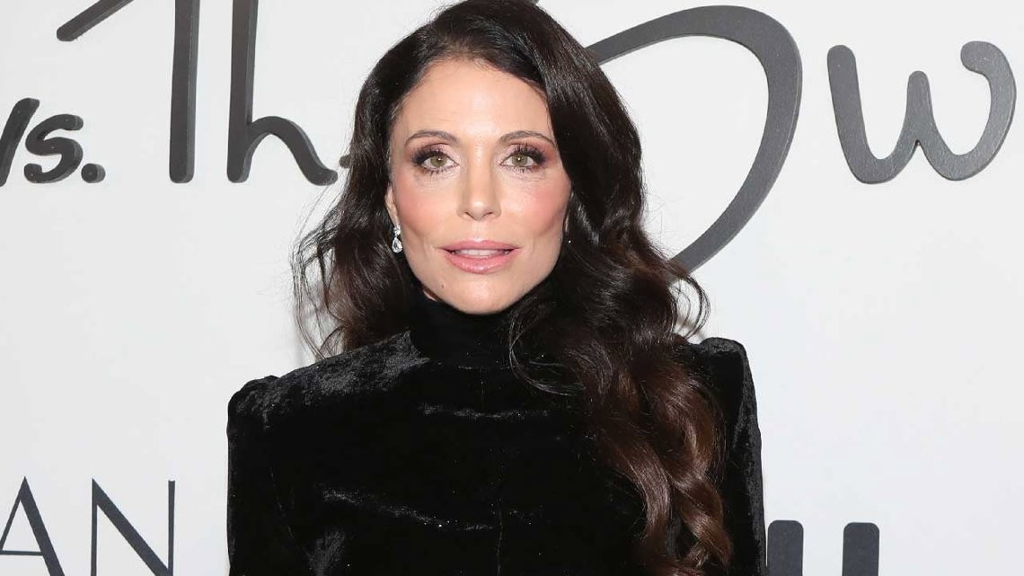 Bethenny Frankel Announces Break From Divorce Podcast Following Mom's ...