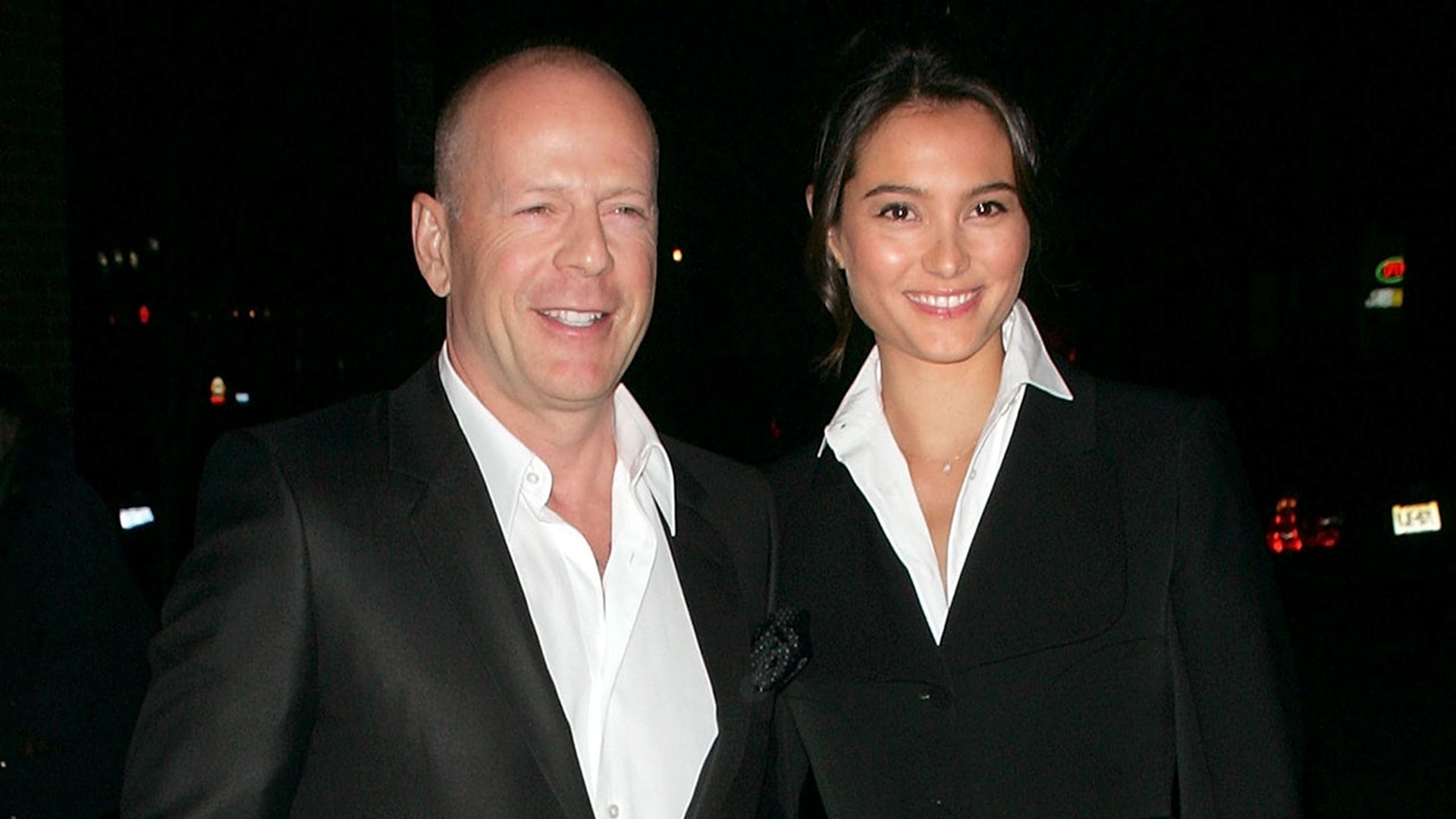 Bruce Willis' Wife Emma Heming Shares Sweet Throwback Photos of Him(02)