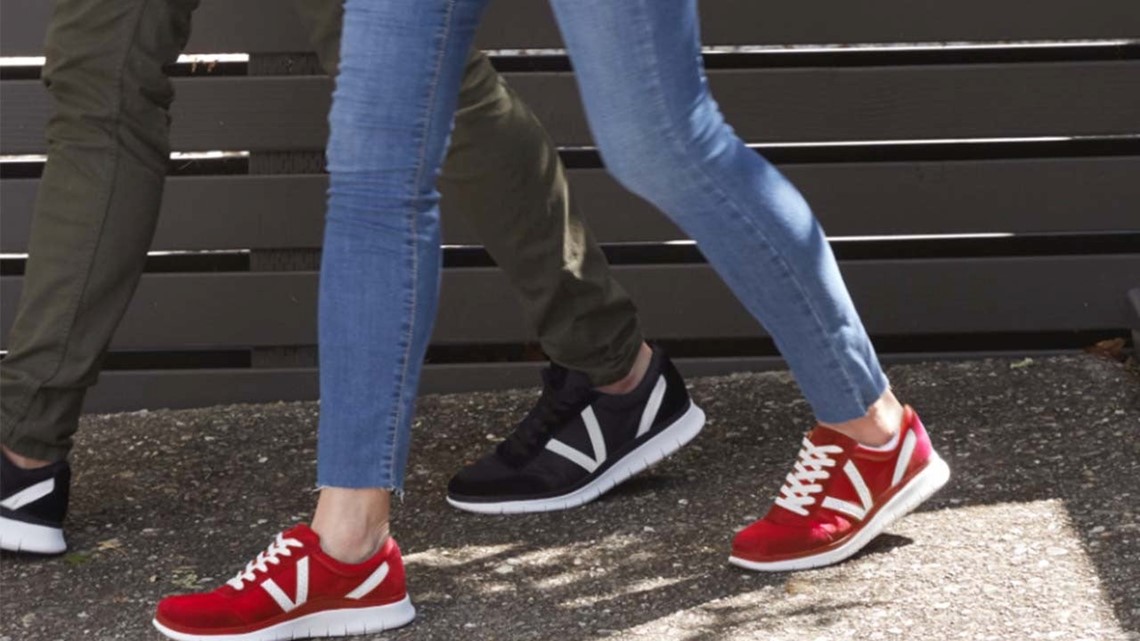 clarks shoes louisville ky