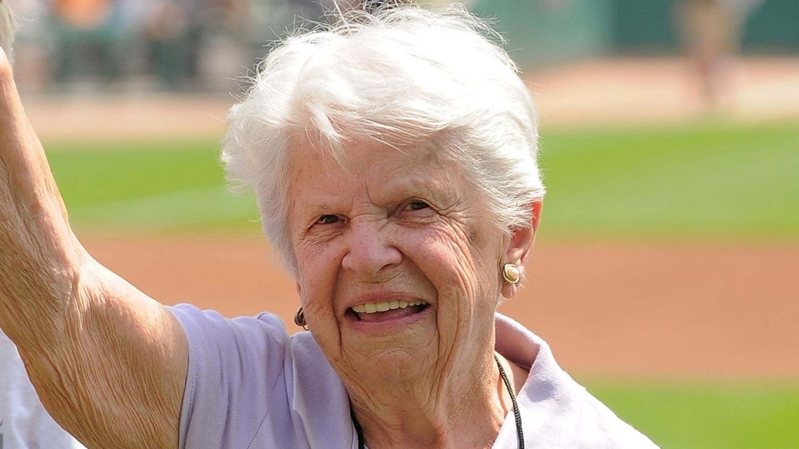 Mary Pratt, pitcher on the original 1943 Rockford Peaches team, dies at 101  