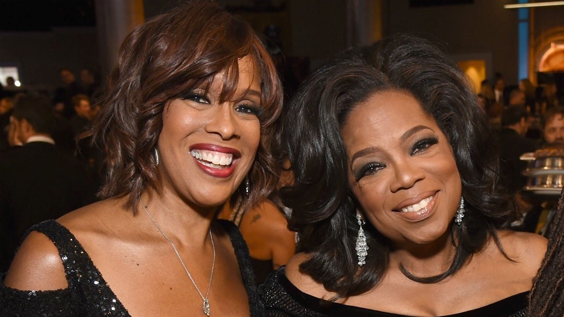 Gayle King Calling Out Oprah Winfrey's Golden Globes Seat Next to Bradley  Cooper Is a Total BFF Move