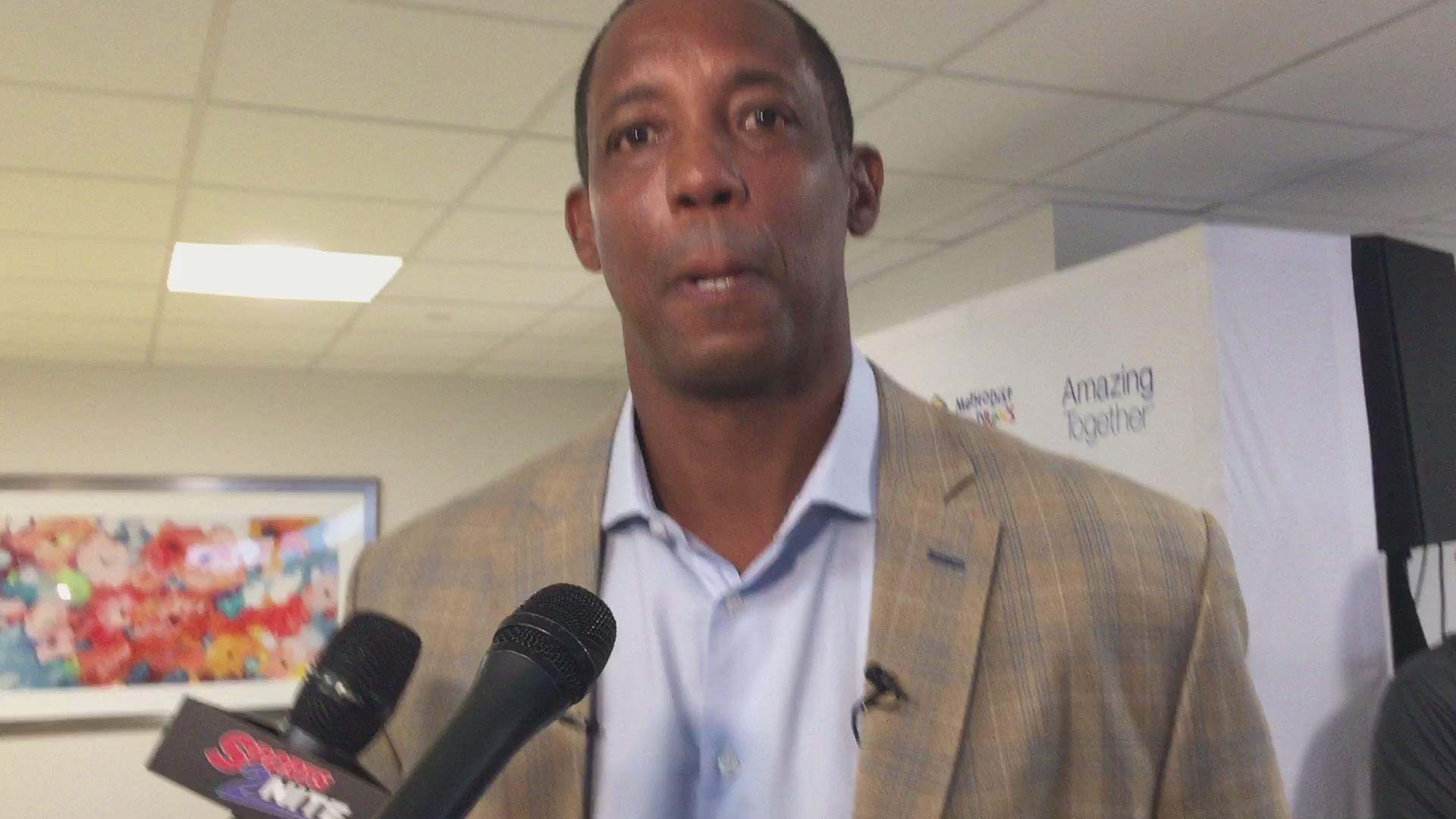 Former Spurs forward Sean Elliott talks about the 1999 title season