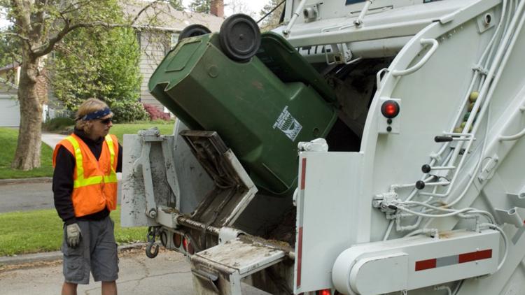 Leaf Waste Collection Resumes February 27th