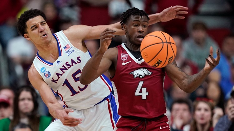 Arkansas ousts defending champ Kansas from March Madness