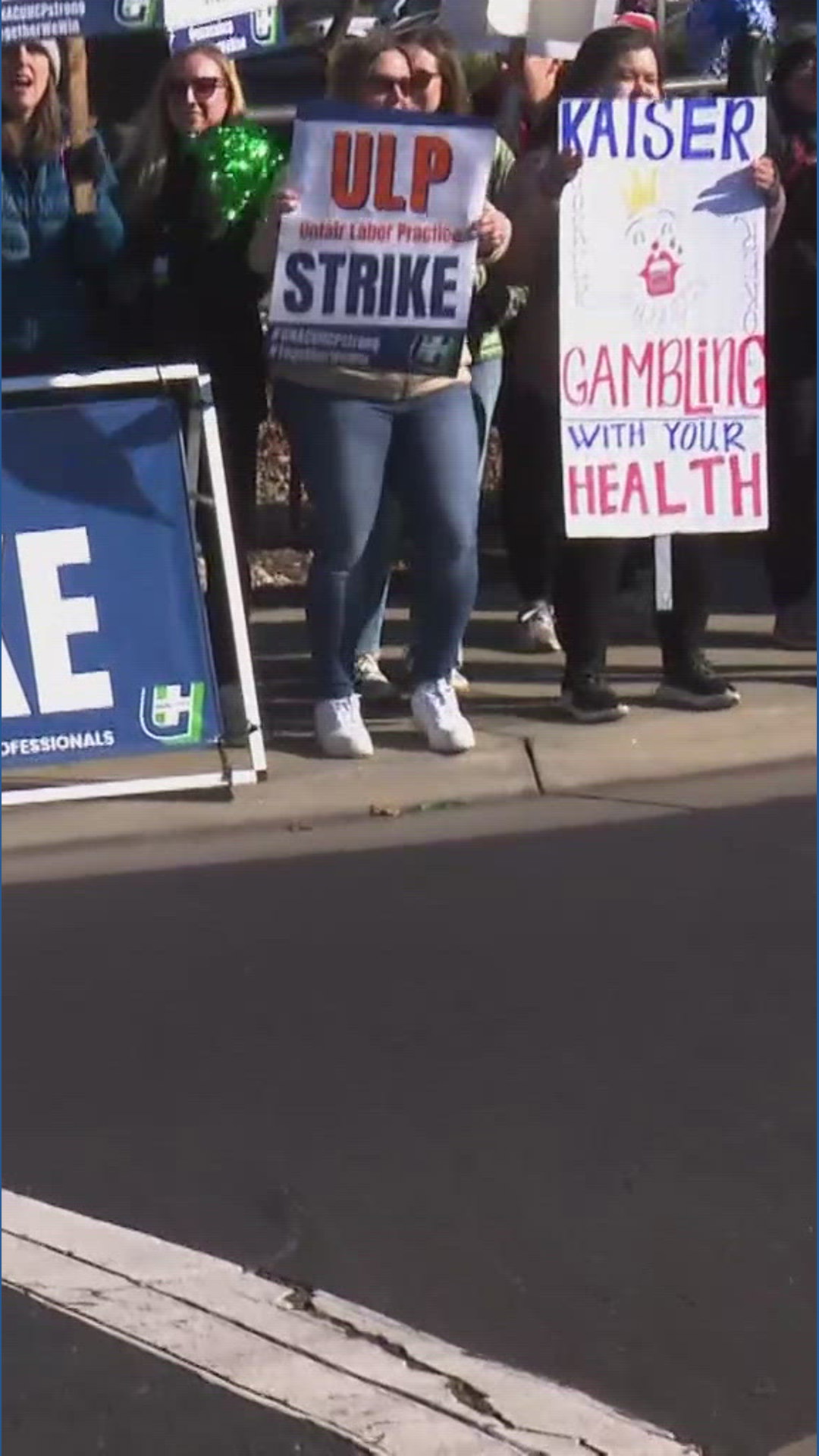 Nurses, health care workers at Kaiser Permanente facilities across ...