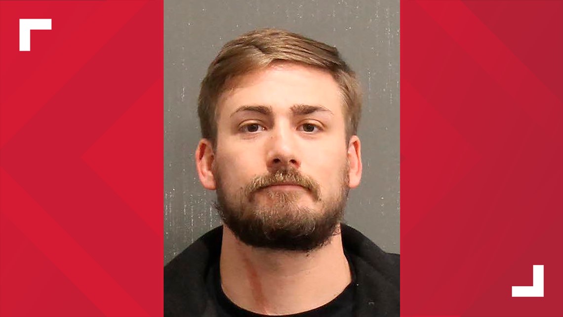 Judge: Tennessee man charged in Capitol riots to remain in jail - Vimarsana News