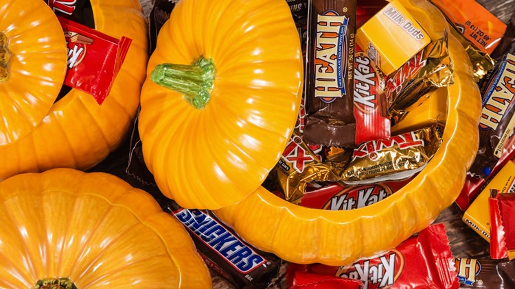M&M'S Will Replenish Your Candy for Free If You Run Out on Halloween