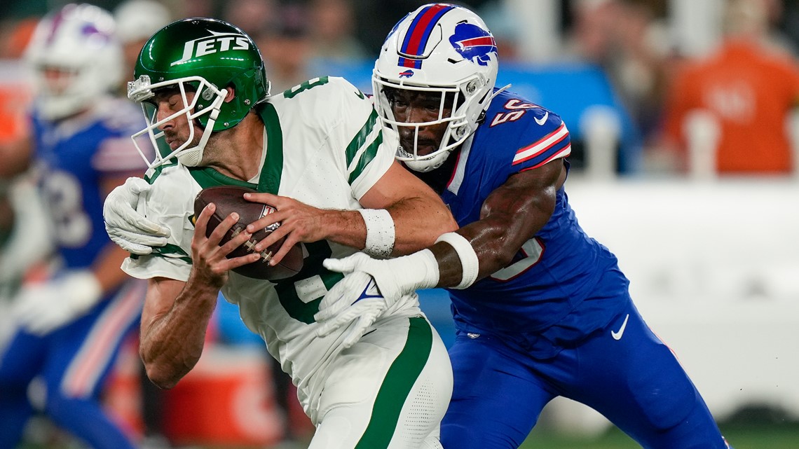 Aaron Rodgers: New York Jets' Aaron Rogers gets injured in Monday Night  Football game against Buffalo Bills. Here's what happened - The Economic  Times