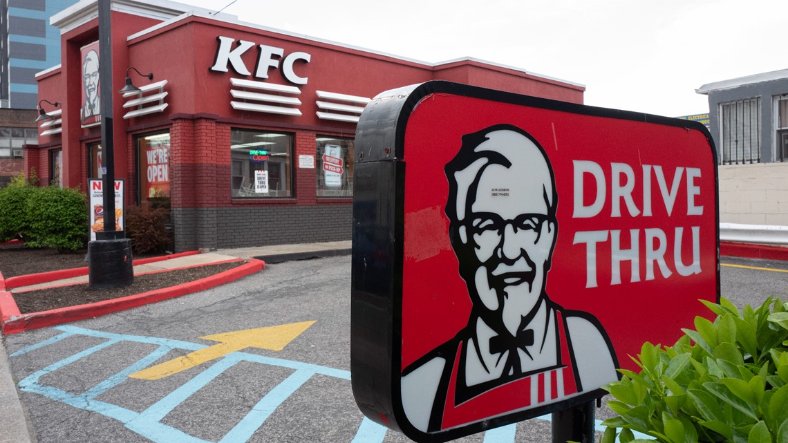 KFC brings back Double Down chicken sandwich after 10-year hiatus - Vimarsana News