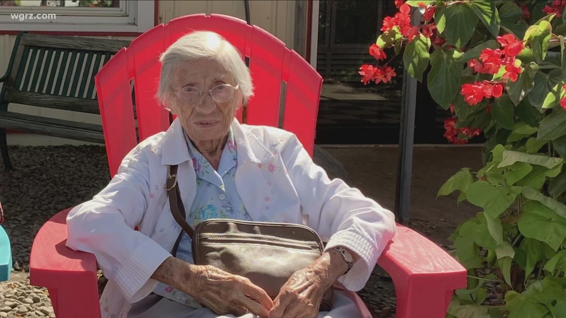 112-year-old Hamburg resident gets more than 1,200 cards, surprises from local schools for birthday - Vimarsana News
