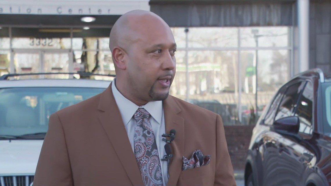 JCPS educator Rashad defends actions leading up to reassignment - Vimarsana News