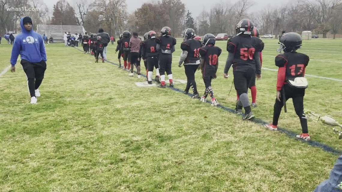 Louisville celebrates 70 years of tradition with Shawnee Park's Thanksgiving  Day Juice Bowl, News