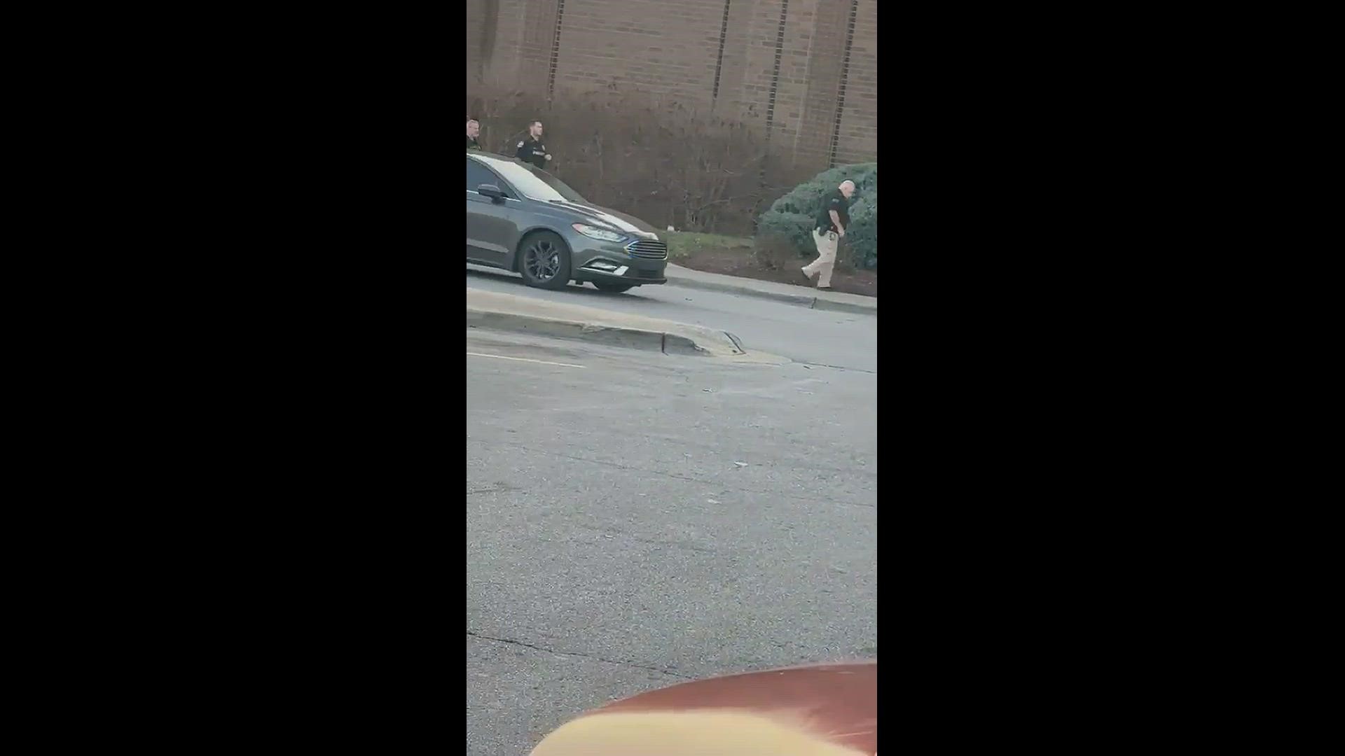 Video shows police armed with guns responding to incident at Jefferson Mall in Louisville on Dec. 12, 2022. // Courtesy of Austin Freeman