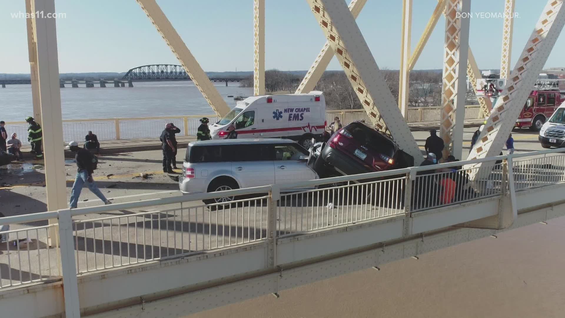 Police have shut down the 2nd Street Bridge after a crash involving at least four cars.