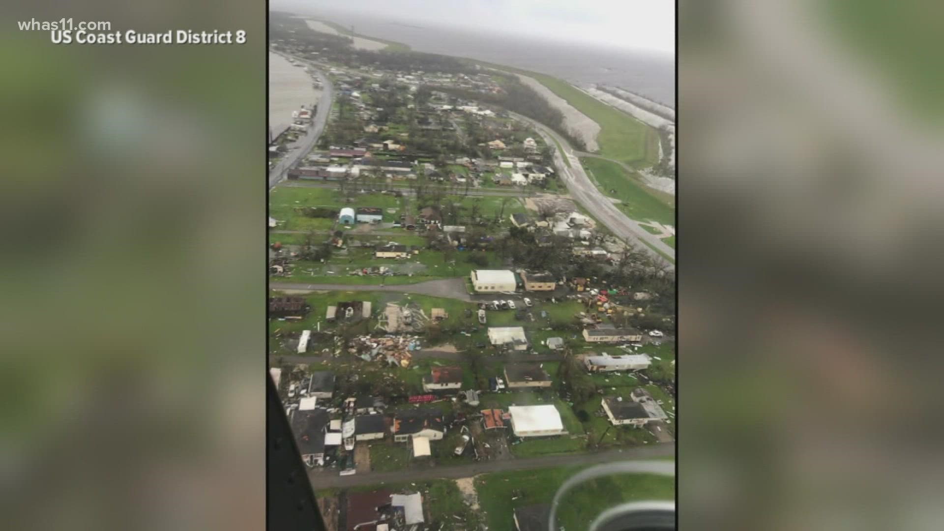 New Orleans authorities are able to get a better assessment of the damage, rescuers set to help people trapped by floodwaters.