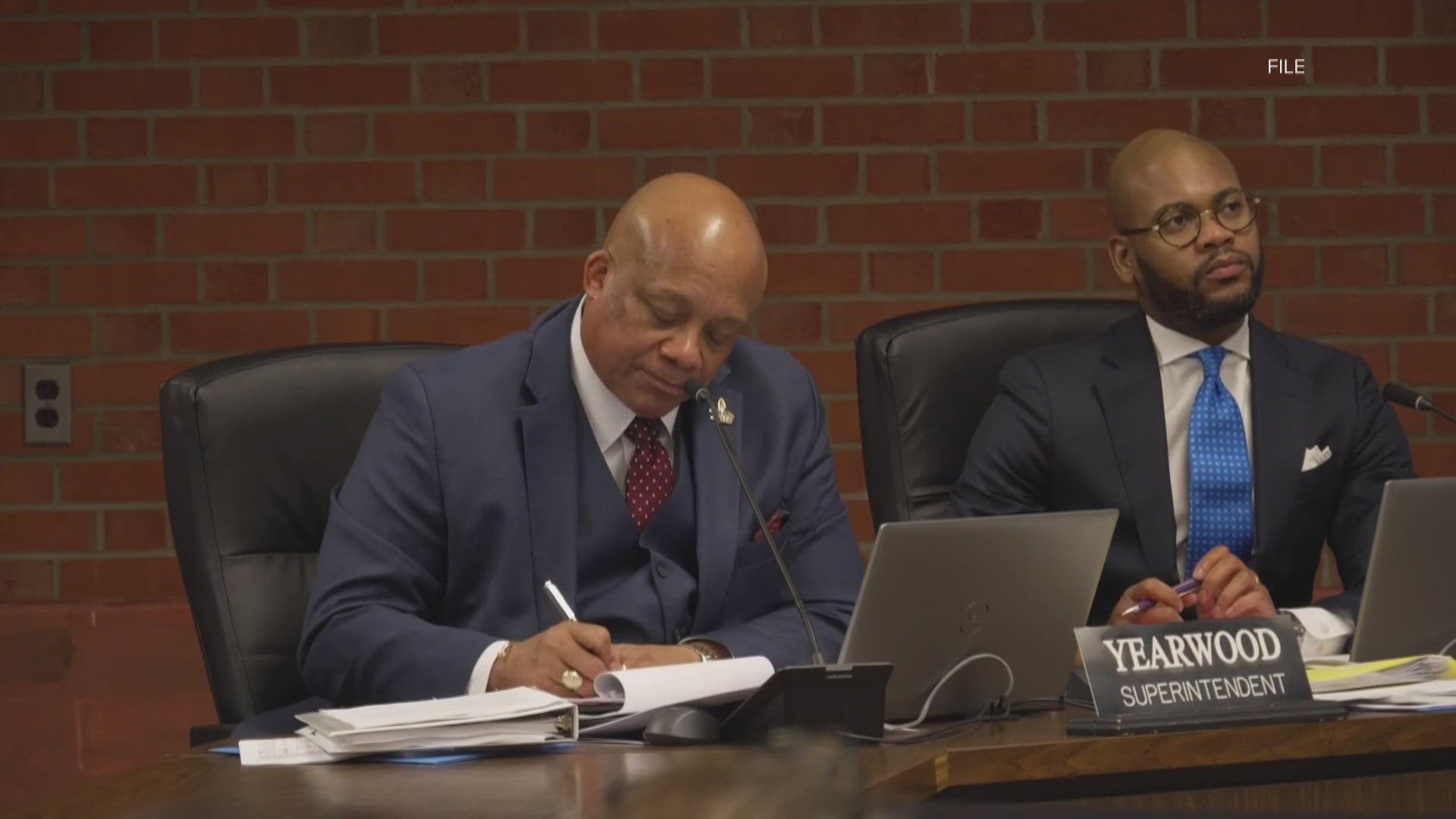 JCPS board weighs legal challenge to state overhaul | whas11.com