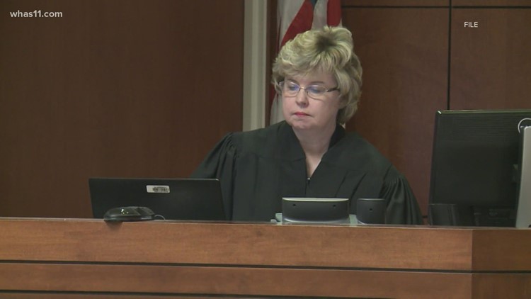 Judge denies motion to ban media in Brett Hankison trial