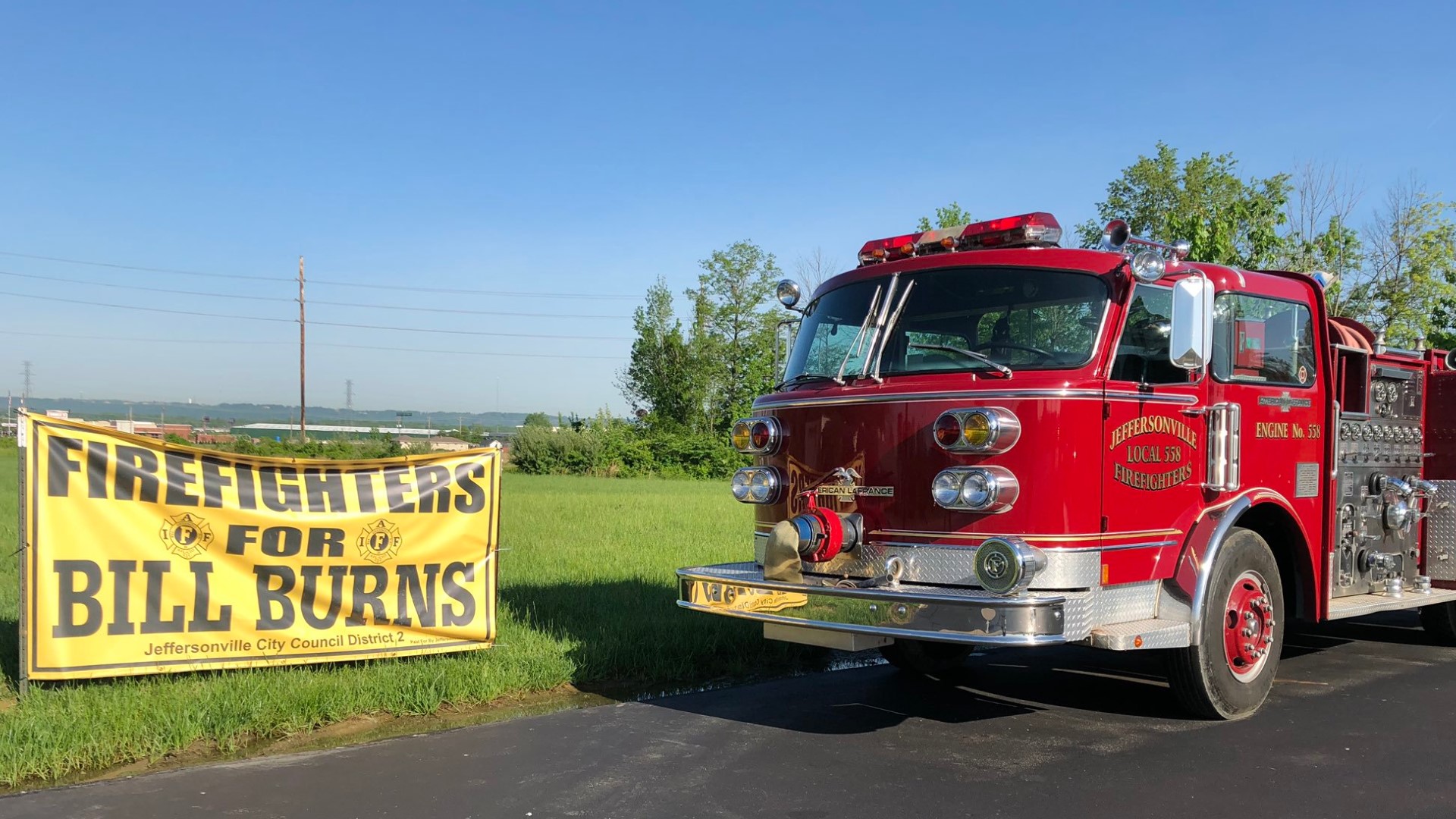 It may look like the Jeffersonville Fire Department is backing a city council candidate, but looks can be deceiving. Rob Harris went to the source to ask "WHAS Up" with the truck on Veterans Parkway.