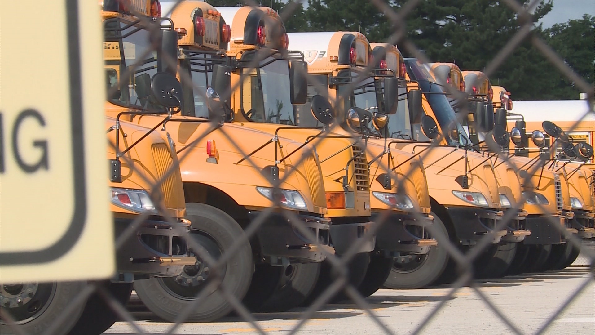 JCPS Short 180 Bus Drivers, Will Increased Wages Make The Difference ...