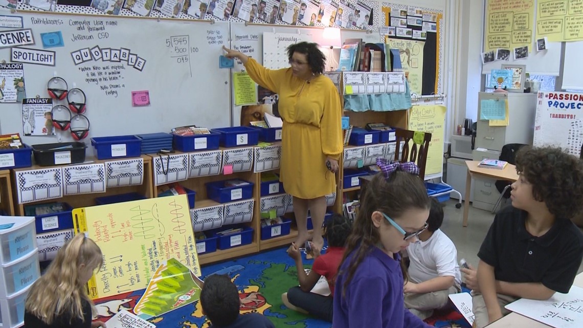 4th grade Hazelwood Elementary teacher receives ExCEL Award