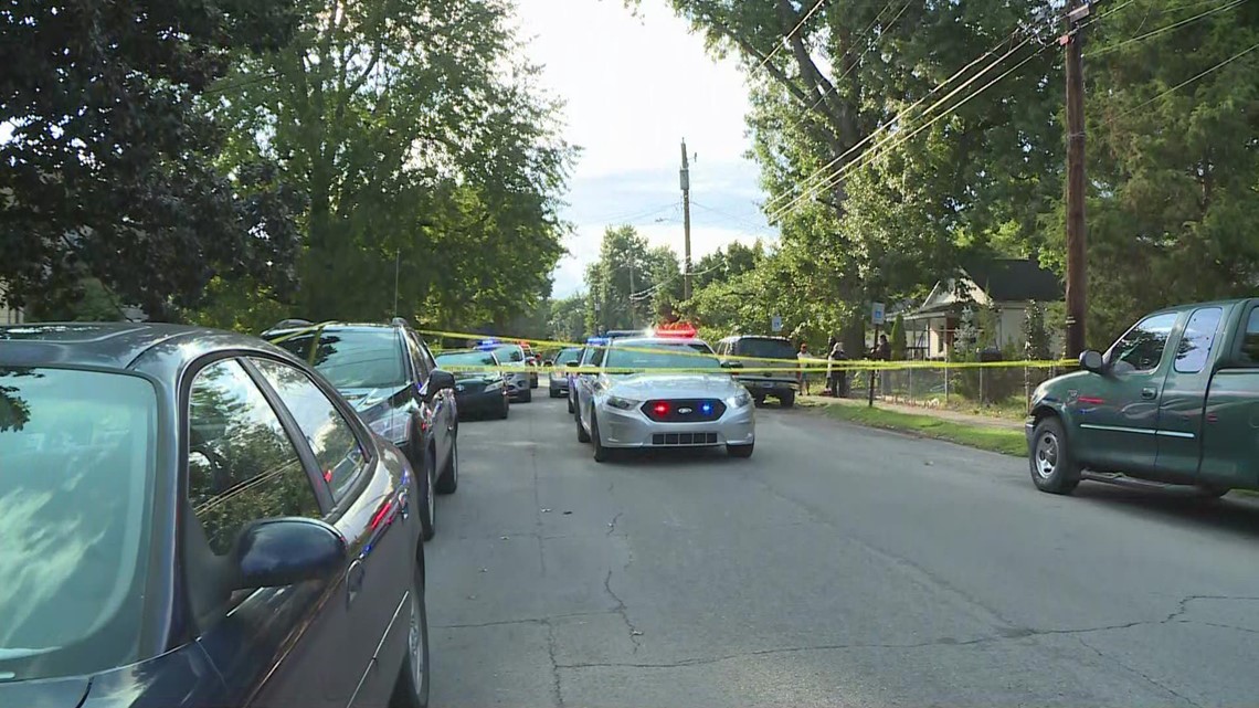 LMPD 2 injured following double shooting in Wyandotte