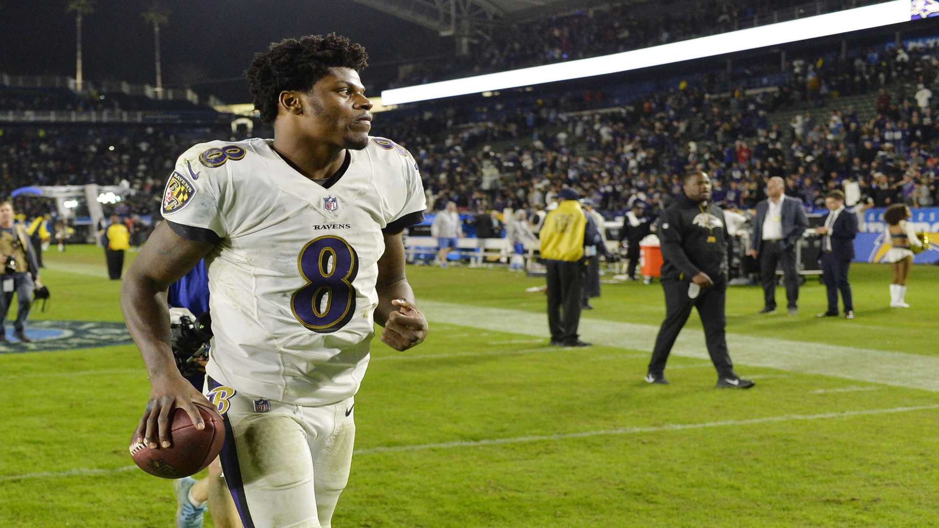 Jackson leads Ravens to 22-10 victory over Chargers