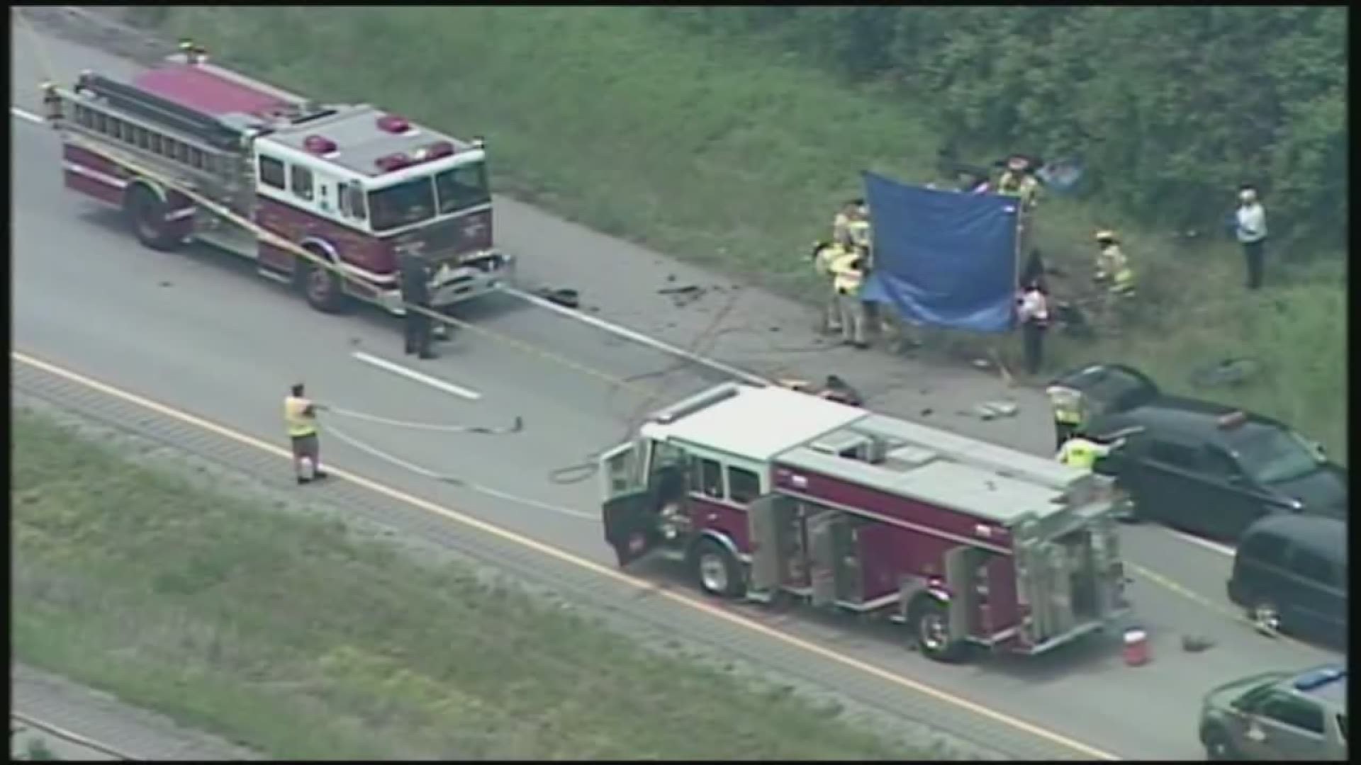 Child, 2 adults killed in Nelson Co. crash; Bluegrass Parkway west
