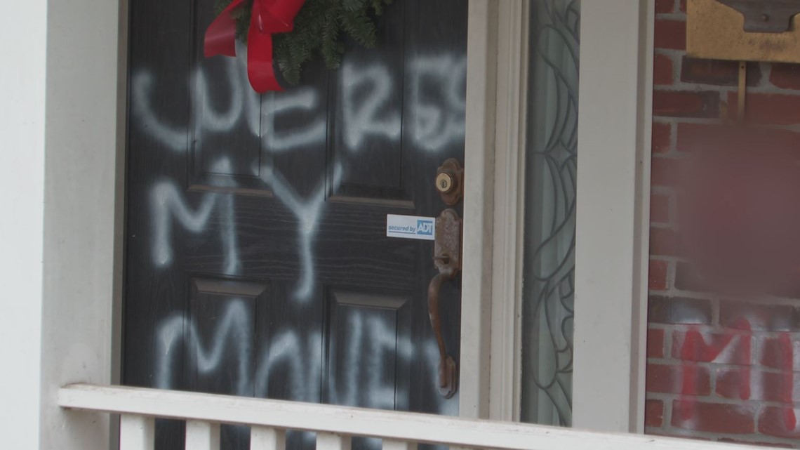 Louisville dwelling of Mitch McConnell vandalized overnight