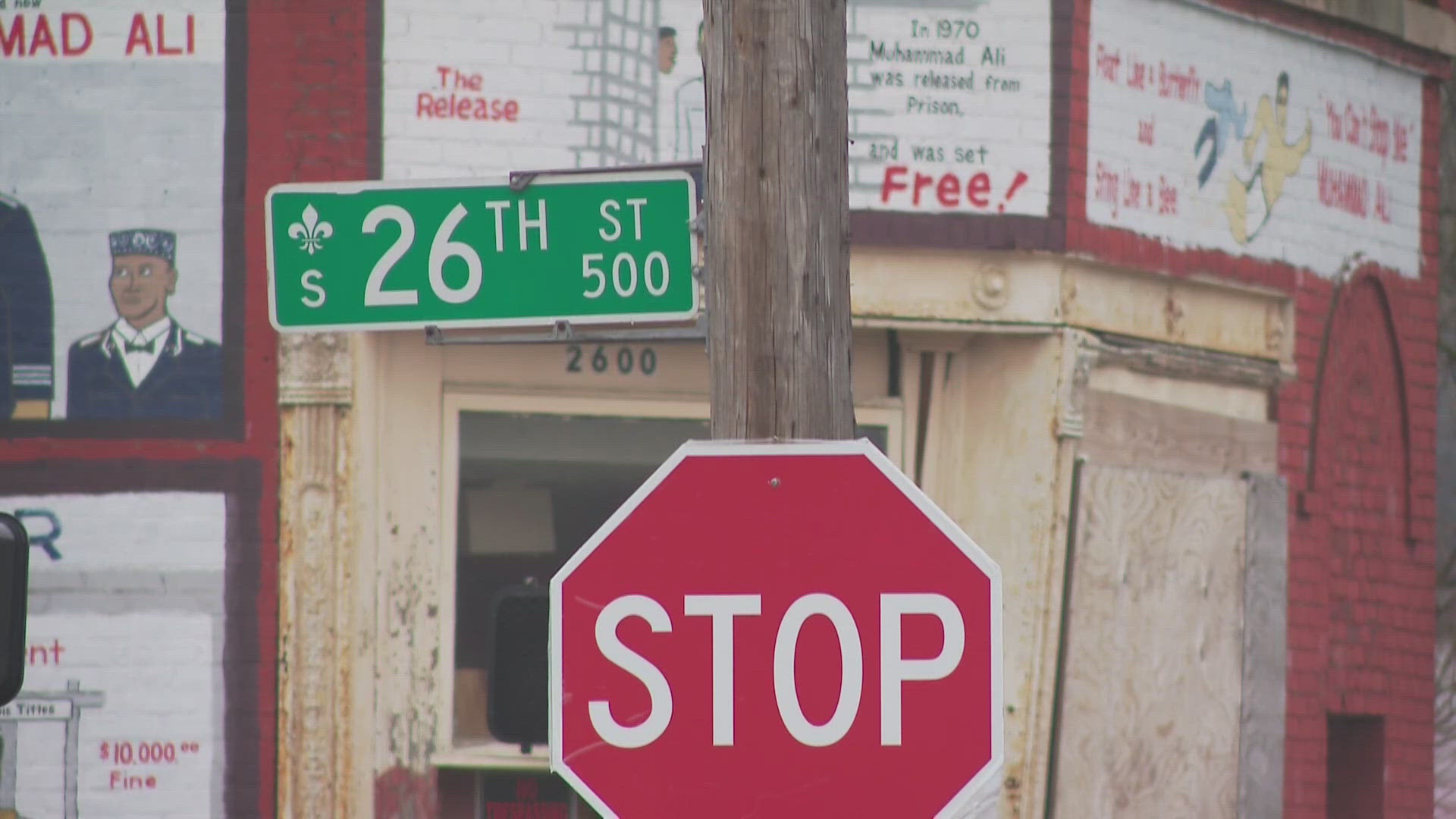 Woman who died after 'contact' with Louisville garbage truck identified ...