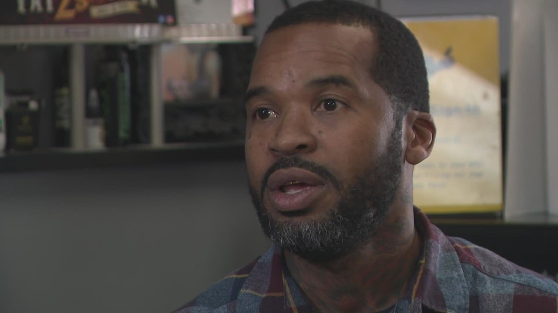 Gunshot survivor mentors tattoo artists in Louisville
