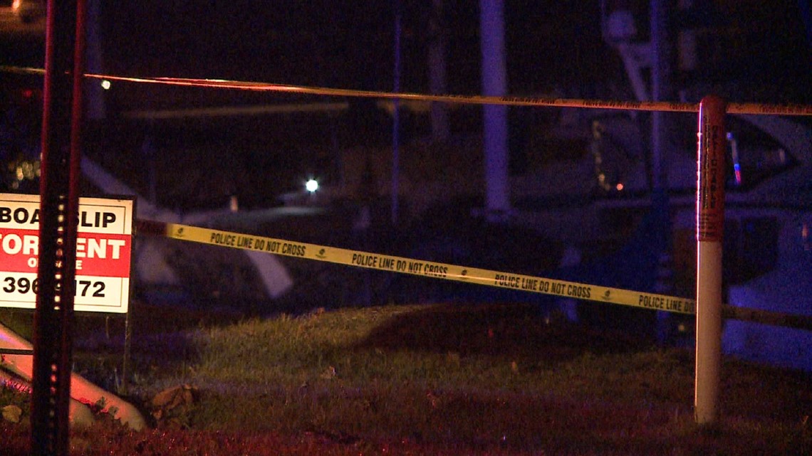 Police conduct death investigation after body found in Ohio River ...