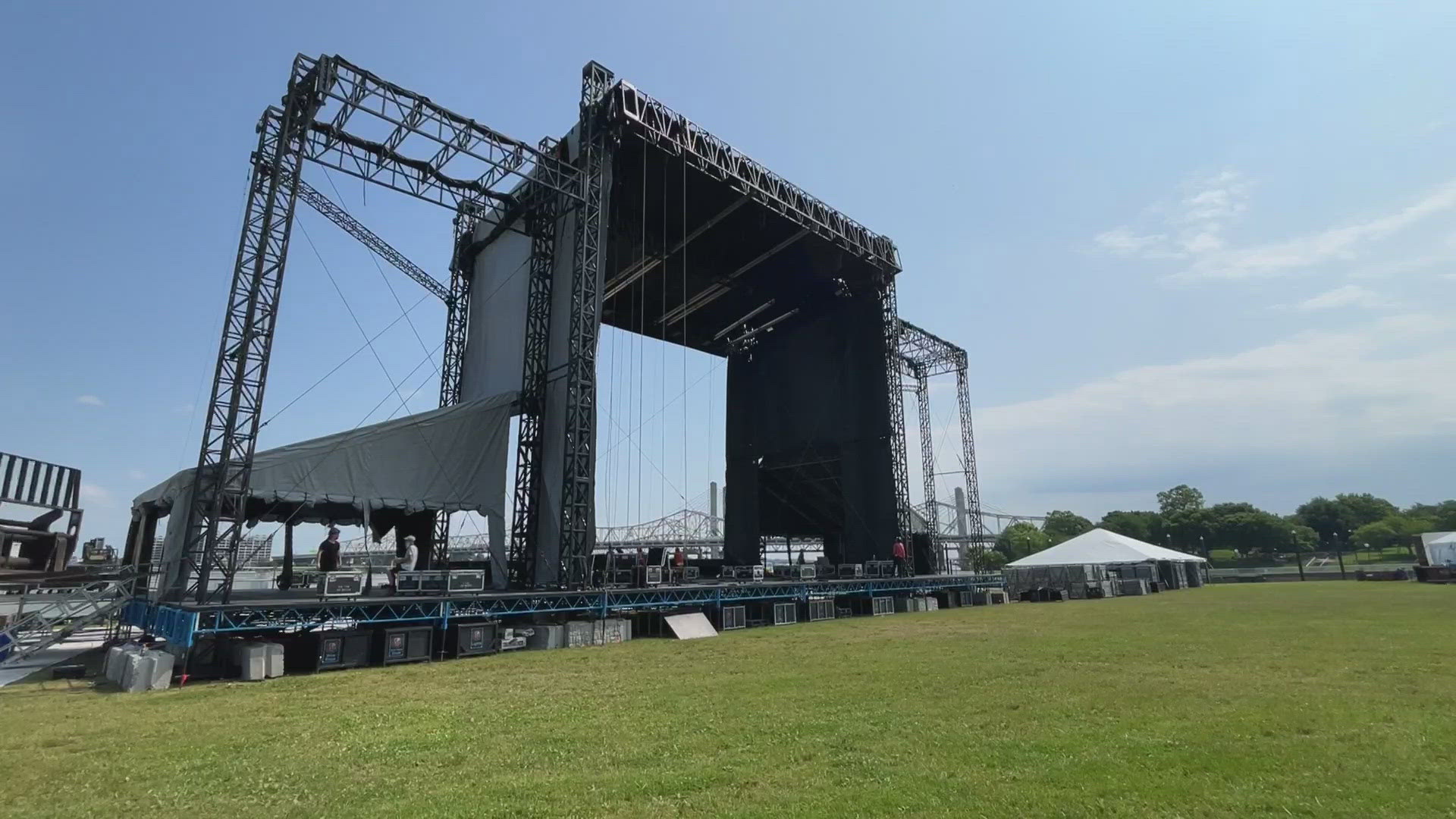 Live music will surround the Ohio River this weekend with two major festivals.