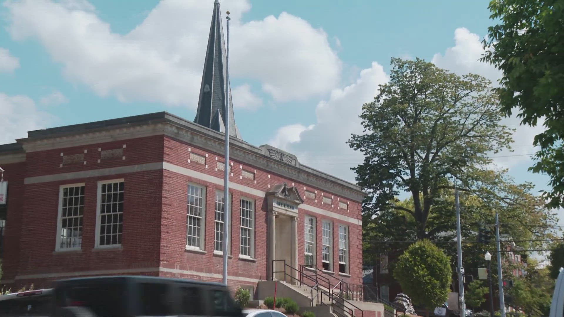 An old post office renovation in Shelbyville is bringing new life to a building almost 100 years old.