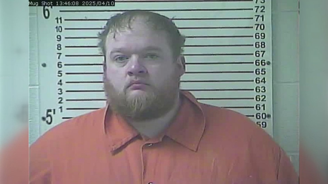 Hardin County man charged with distributing child sex abuse material | whas11.com