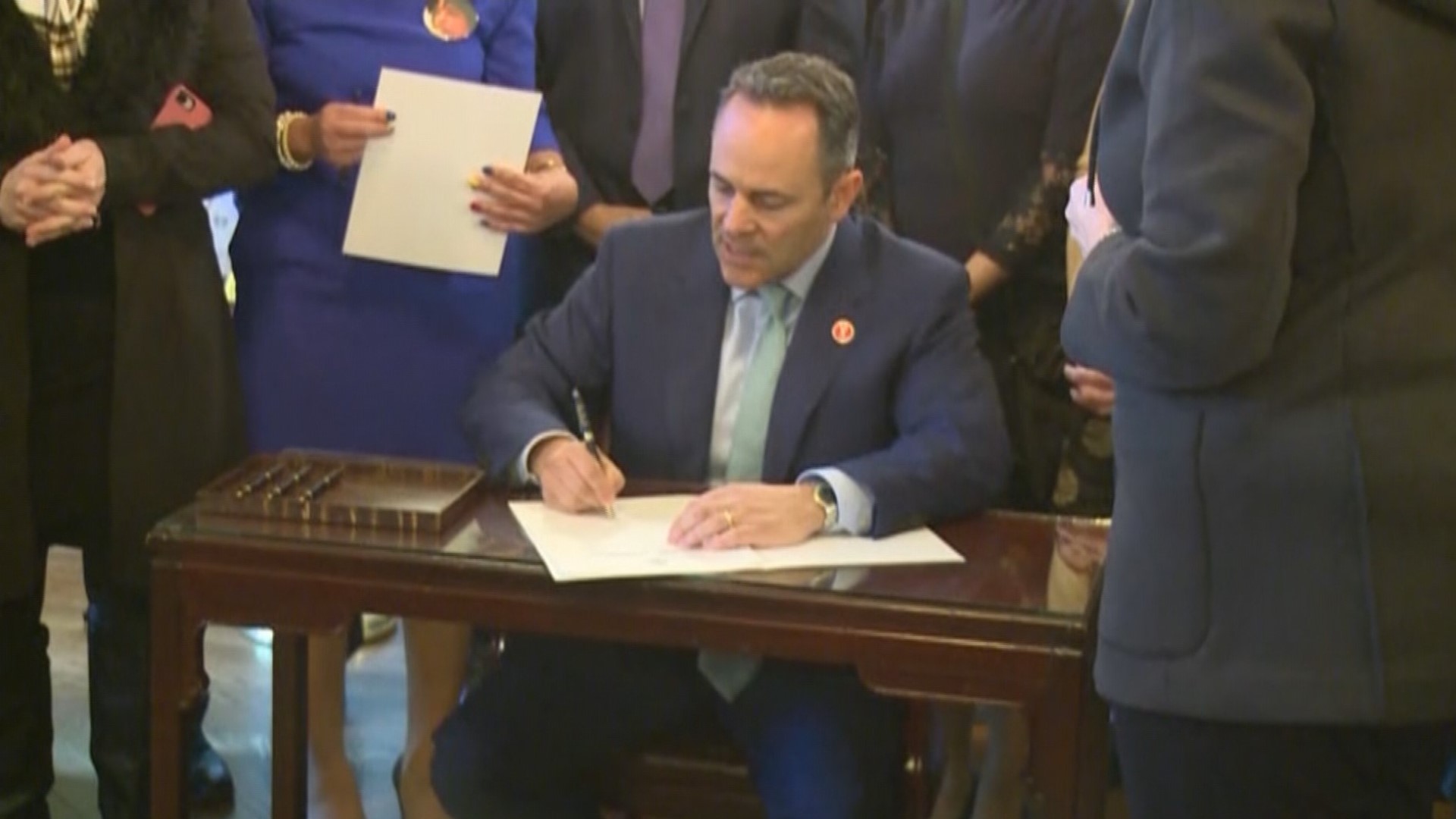 On March 5, Governor Matt Bevin signed the legislation creating a single sign-on system for organ donation.