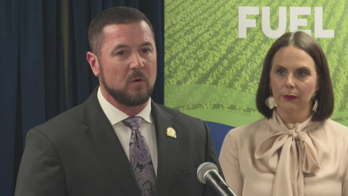 Lawmakers want to connect Kentucky farmers with aviation industry