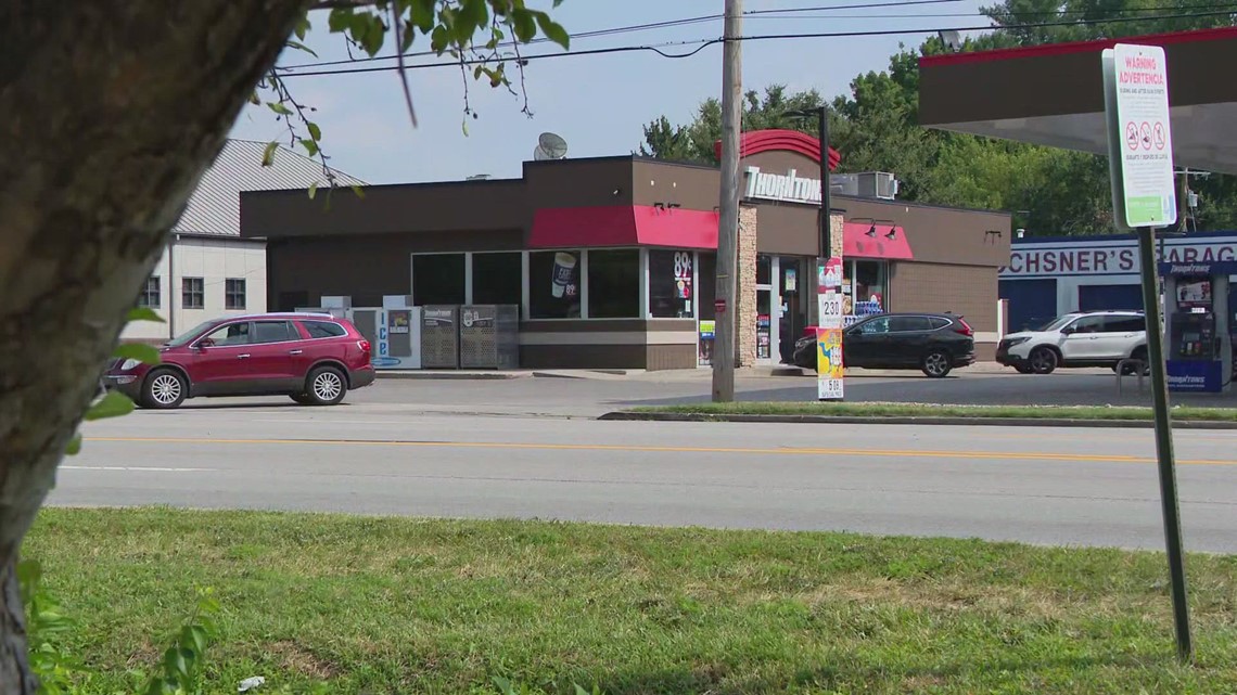 Man accused of carjacking, assaulting elderly woman in Louisville - Vimarsana News