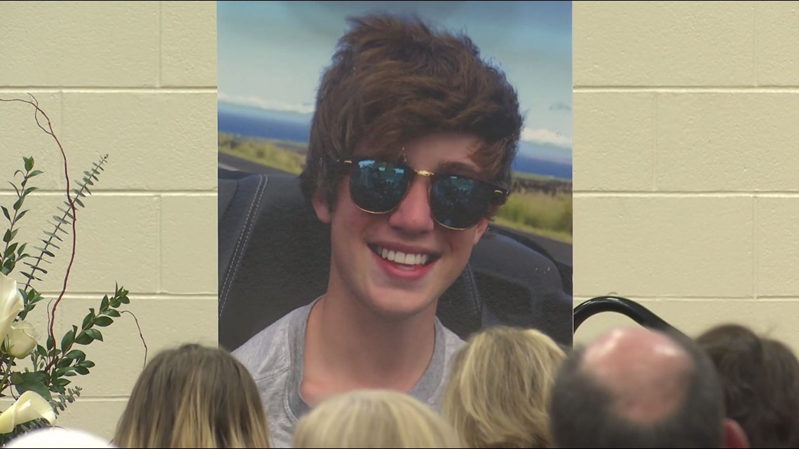 Kentucky kayaker remembered 4 months after disappearing - Vimarsana News