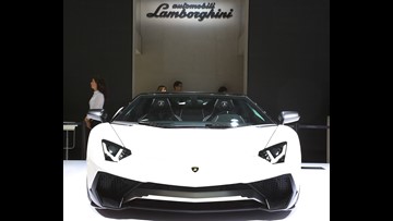 Louisville Company To Rent Bentleys Lamborghinis And Other